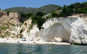 Luokittelematon kuva, 2 kautta 22, painike