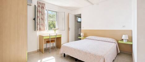 1 habitación, wifi y ropa de cama