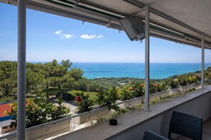 Unclassified image, 2 of 41, button - San Michele - 5 - Bungalow with Sea View Window, Wi-Fi, and Air Conditioning (Mattinata)