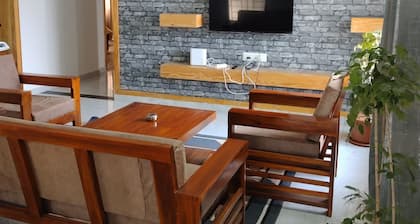 2 BHK apartment in Hosapete for a relaxing stay