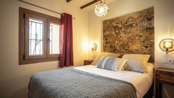 Tabla de planchar con plancha, Internet, ropa de cama