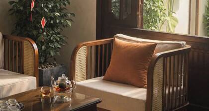 Elegant Cozy Home• 3 Bed rooms • Central • Near Beach • Stay to 10 pax