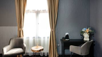 Camera con 2 letti singoli | Wi-Fi gratuito, lenzuola