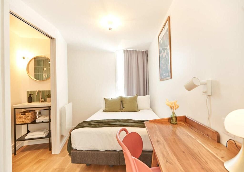 Standard Double Room | Desk, laptop workspace, free WiFi