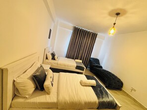 Immagine non classificata, 3 di 7, pulsante