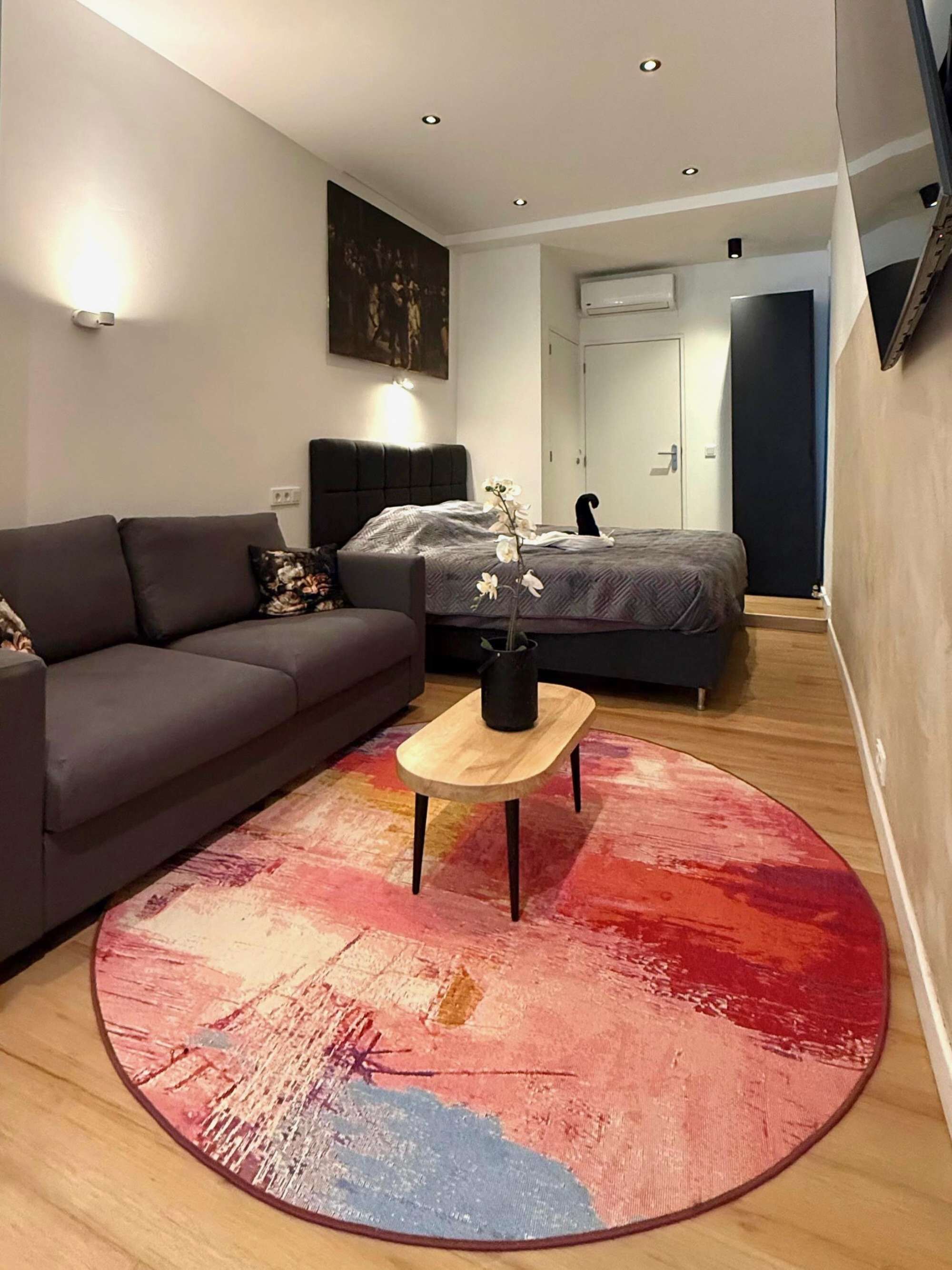 1 chambre, bureau, fer et planche à repasser, Wi-Fi