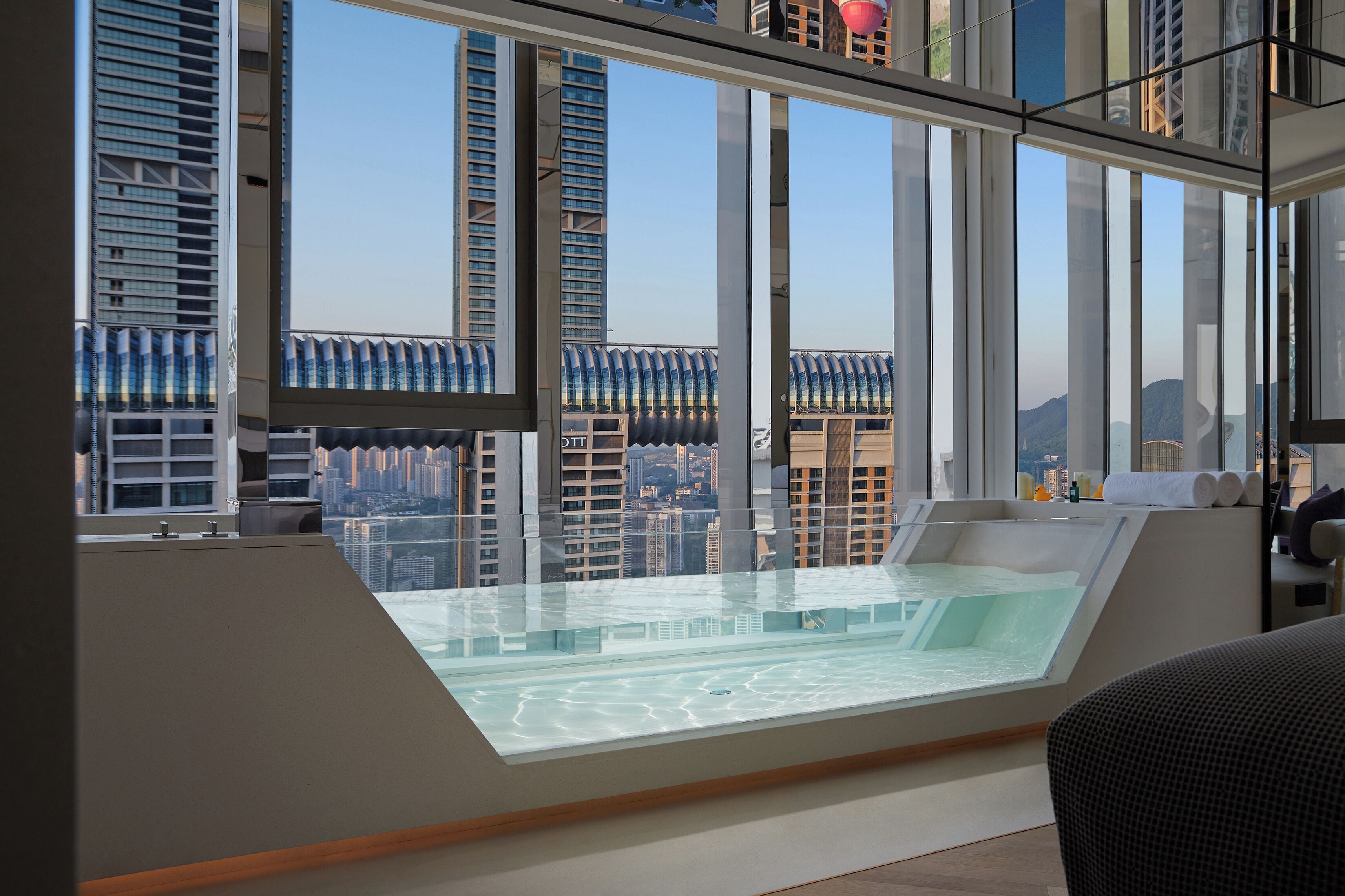 270° River View Suite with Raffles Crystal Corridor View (3m Private Hot Tub) | Down duvets, in-room safe, blackout curtains, soundproofing