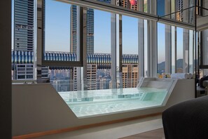 Suite Deluxe, bain à remous, vue fleuve