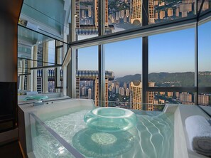 Down duvets, in-room safe, blackout curtains, soundproofing - SEYA Panoramic Hotel - Chongqing Jiefangbei Raffles Plaza - Managed by SEYA GROUP (Chongqing)