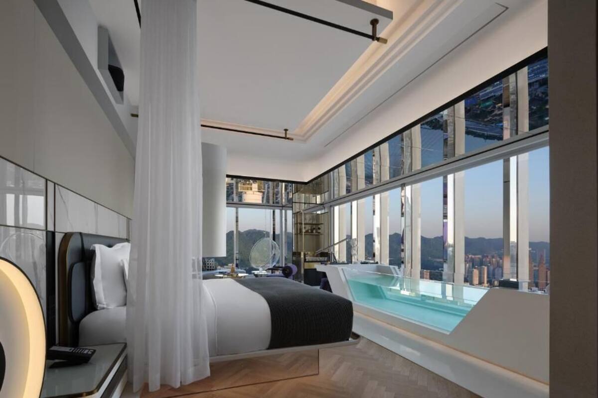 디럭스 스위트, 전용 욕실, 시내 전망 | 객실 내 금고, 암막 커튼, 방음 설비, 다리미/다리미판