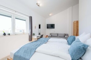 3 bedrooms, desk, iron/ironing board, free WiFi - Villa Farini - with private pool near Porec (Farini)