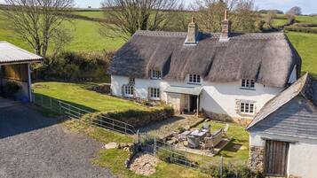 Cottage | Exterior