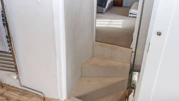 3 bedrooms, individually decorated, individually furnished, free WiFi