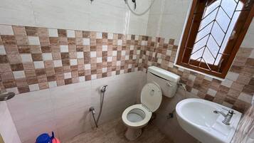 Free toiletries, towels, soap, shampoo