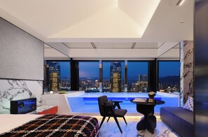 Superior tweepersoonskamer, bubbelbad, uitzicht op rivier | Donsdekens, een kluis op de kamer, verduisterende gordijnen