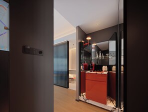 Habitación superior, vistas a la ciudad | Interior