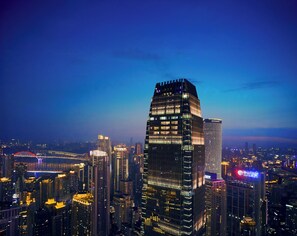 المنشأة من الخارج