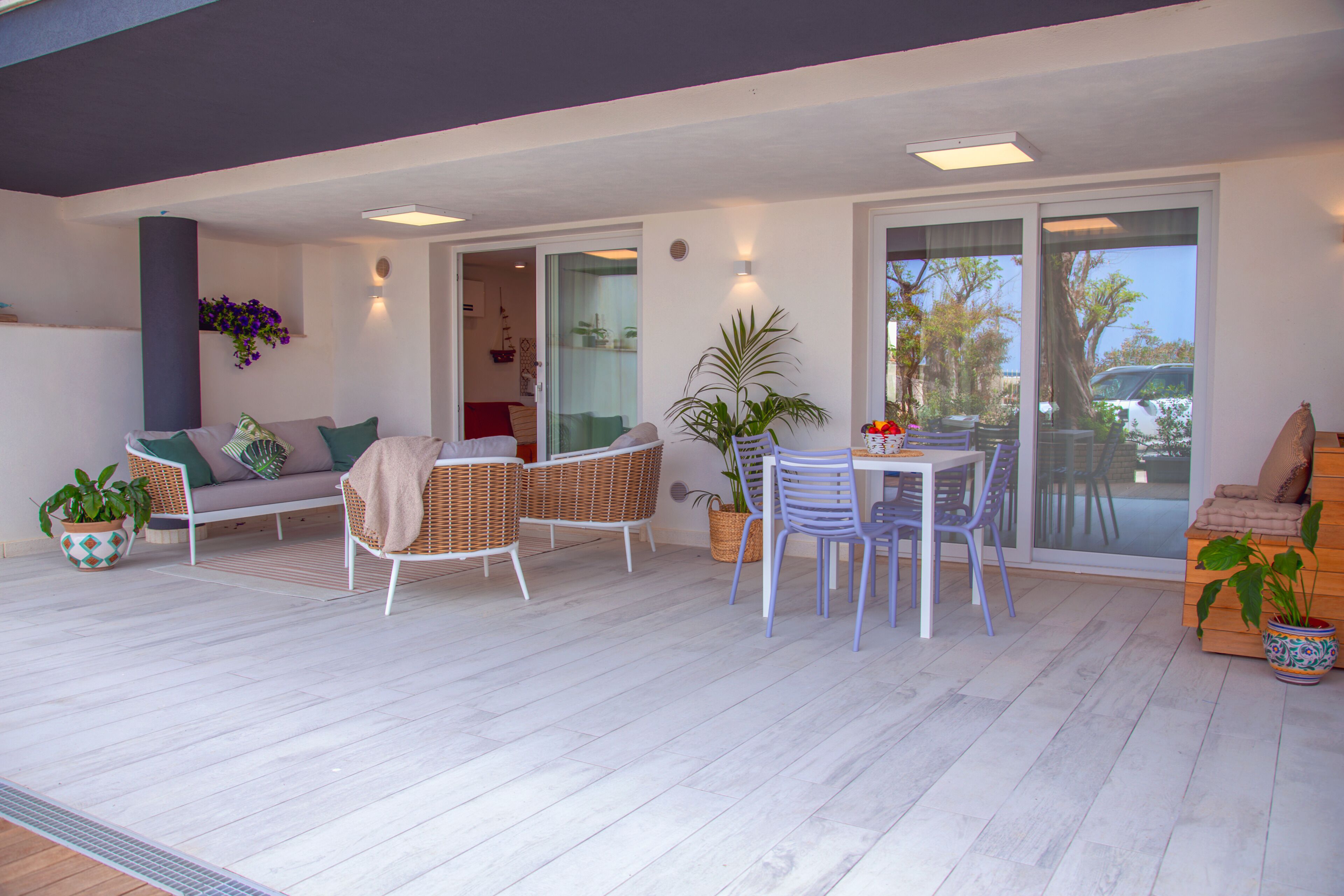 Departamento Deluxe, vista parcial al mar | Terraza o patio