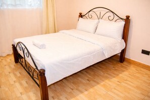 Uklassifisert bilde, 3 av 8, knapp