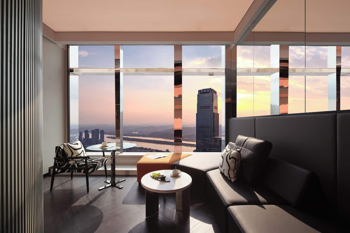 Skyline River View Twin Suite (Two 1.5m Beds)