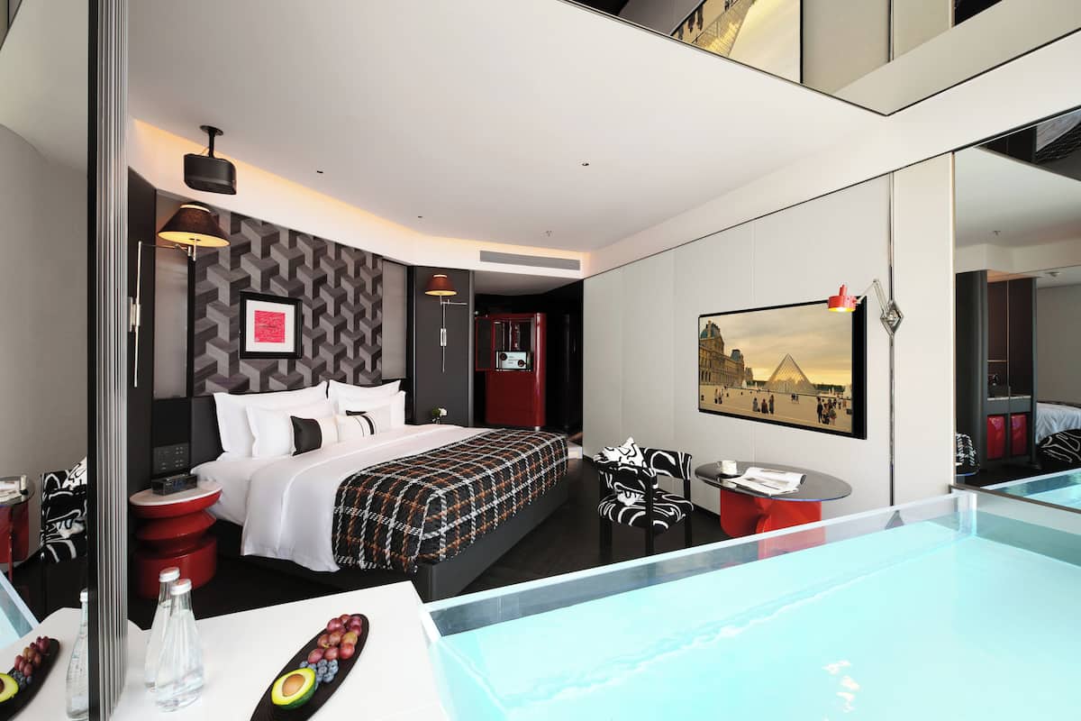 Classic Room, City View | In-room safe, blackout drapes, iron/ironing board, free WiFi