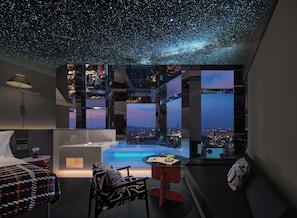 Diamond City View Starry King Room with Designer Private Hot Tub | Down comforters, in-room safe, blackout drapes, soundproofing - SEYA Panoramic Hotel - Changsha Wuyi Square Flagship - Managed by SEYA GROUP (Changsha)