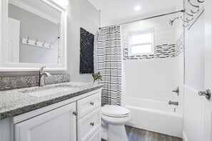 Uklassifisert bilde, 5 av 6, knapp