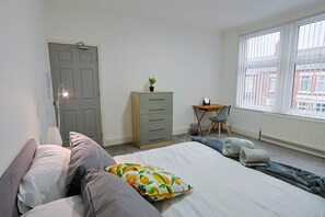 Unclassified image, 5 of 8, button - Elevate suites Darlington room 4 (Darlington)