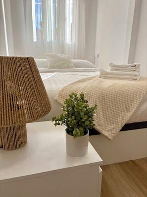 2 slaapkamers, een strijkplank/strijkijzer, gratis wifi, beddengoed