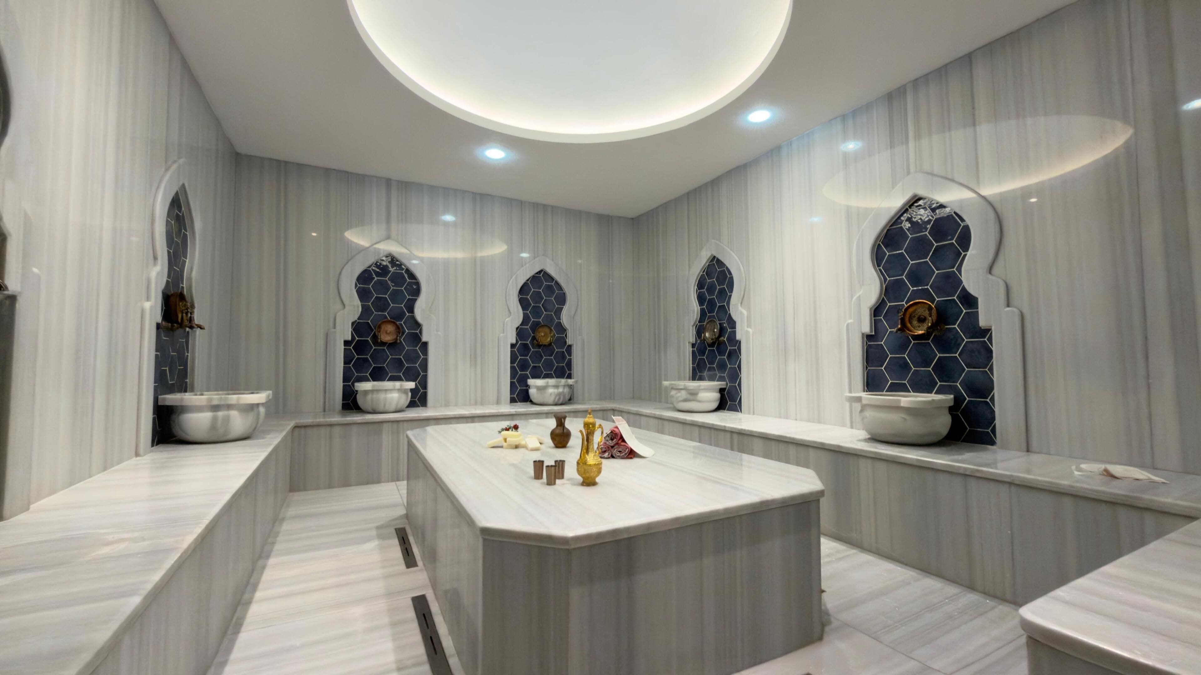 Couples treatment rooms, sauna, steam room, Turkish bath
