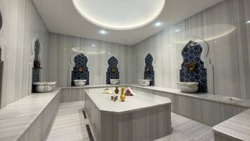 Couples treatment rooms, sauna, steam room, Turkish bath