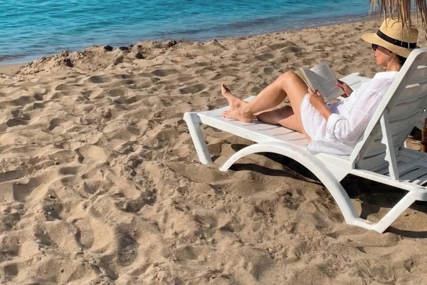 On the beach, beach towels