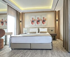 Standard Double Room, Balcony, Partial Sea View