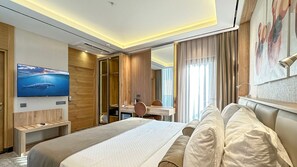 Standard Double Room, Balcony, Partial Sea View | In-room safe, desk, laptop workspace, blackout drapes - SOLIA HOTEL (Mezitli)