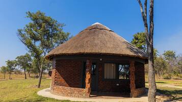 Deluxe Chalet, Lake View