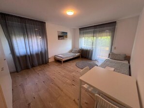 Apartment, Balcony, Garden View | Bathroom - Ferienwohnung Oppenheim (Oppenheim)