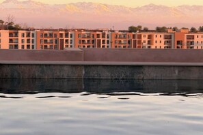 Pool - Sunny Marrakech Retreat | Stylish Apartment with Rooftop Pool & Padel Courts (Marrakesh)