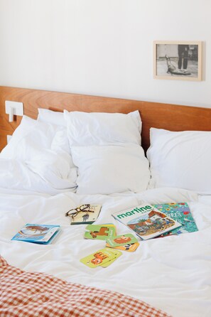 Unclassified image, 4 of 6, button - Alfred Hotels Montreuil (Montreuil)