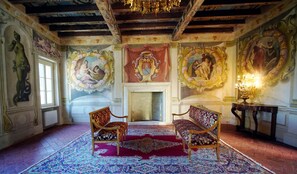 Unclassified image, 3 of 8, button - Charming King Room with Garden View Villa Dorigny Mansion (Verona)