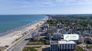 Unclassified image, 4 of 13, button - Cozy 1-bedroom apartment in serene Năvodari with AC, near beach, seaview (Năvodari)