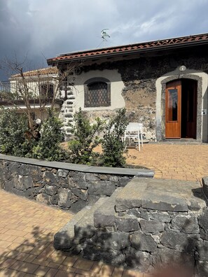 Exterior - Home and Choirs Tina (Sicilia)