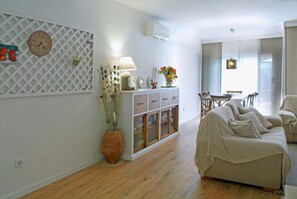 House | Living room - House in Palafolls Near Costa Brava Beaches (Palafolls)