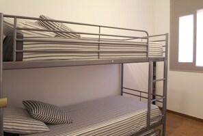 House | 4 bedrooms, iron/ironing board - House in Palafolls Near Costa Brava Beaches (Palafolls)