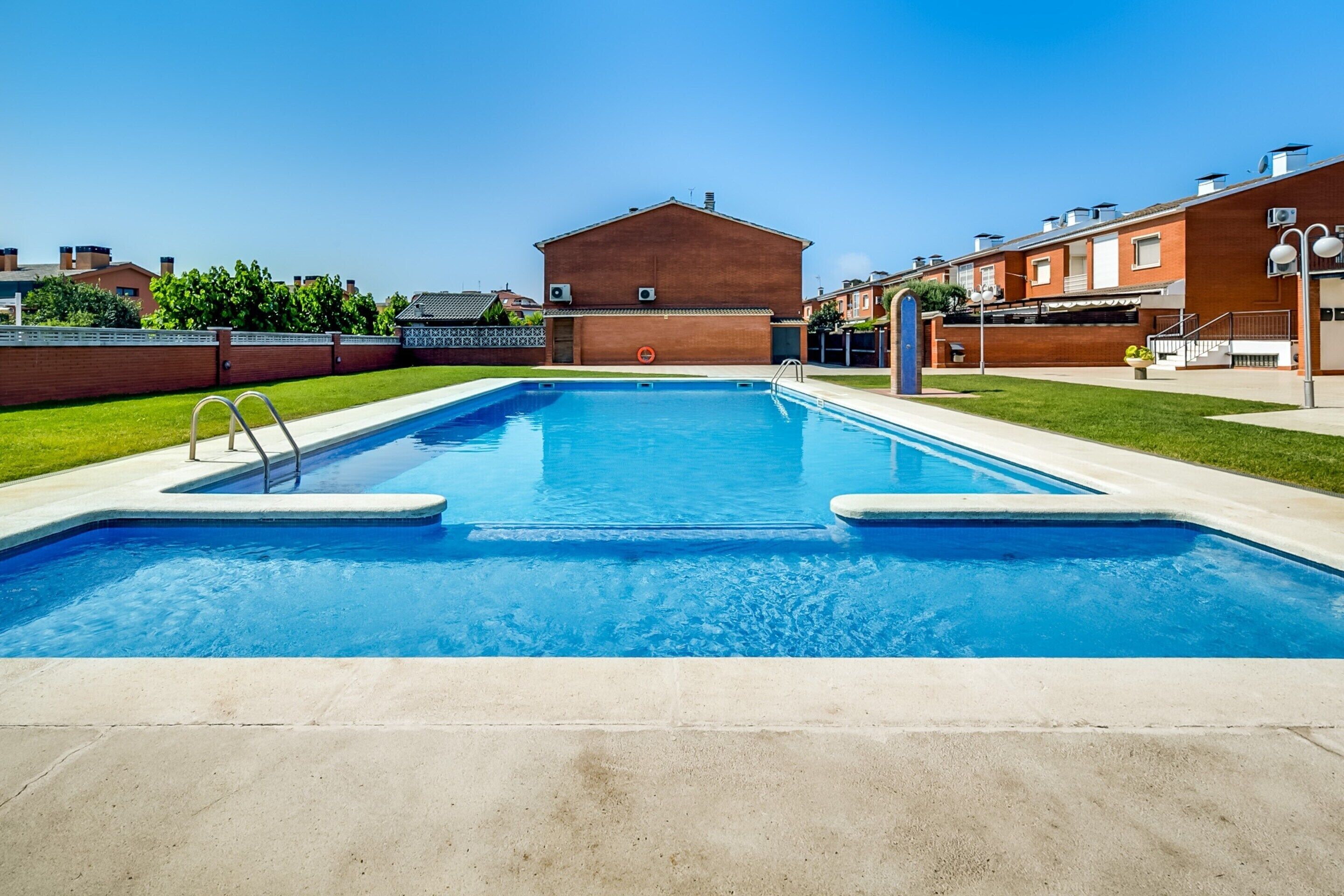 House | Pool | Outdoor pool