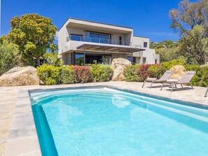 Uklassifisert bilde, 3 av 44, knapp