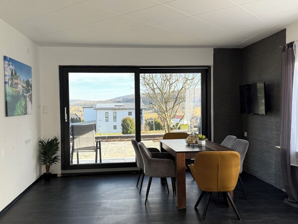 Imagen sin descripción, 1 de 17, botón