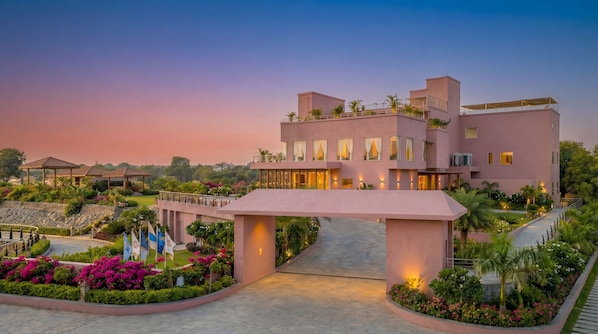 星評価なしの画像、1 / 24、ボタン