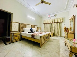 รูปภาพที่ไม่ได้จัดประเภท, 3 จาก 8, ปุ่ม