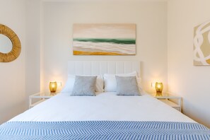 2 bedrooms, iron/ironing board, free WiFi, bed sheets - Bali in Rincón | Elegant 2BR Apartment with Terrace & Ocean Views (Rincón de la Victoria)