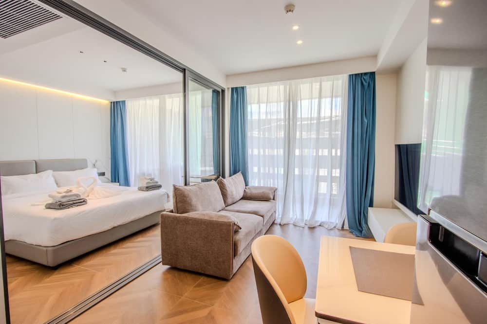 Beachfront 257 D One-bedroom Residence